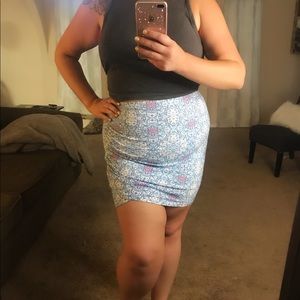 Bodycon mini skirt